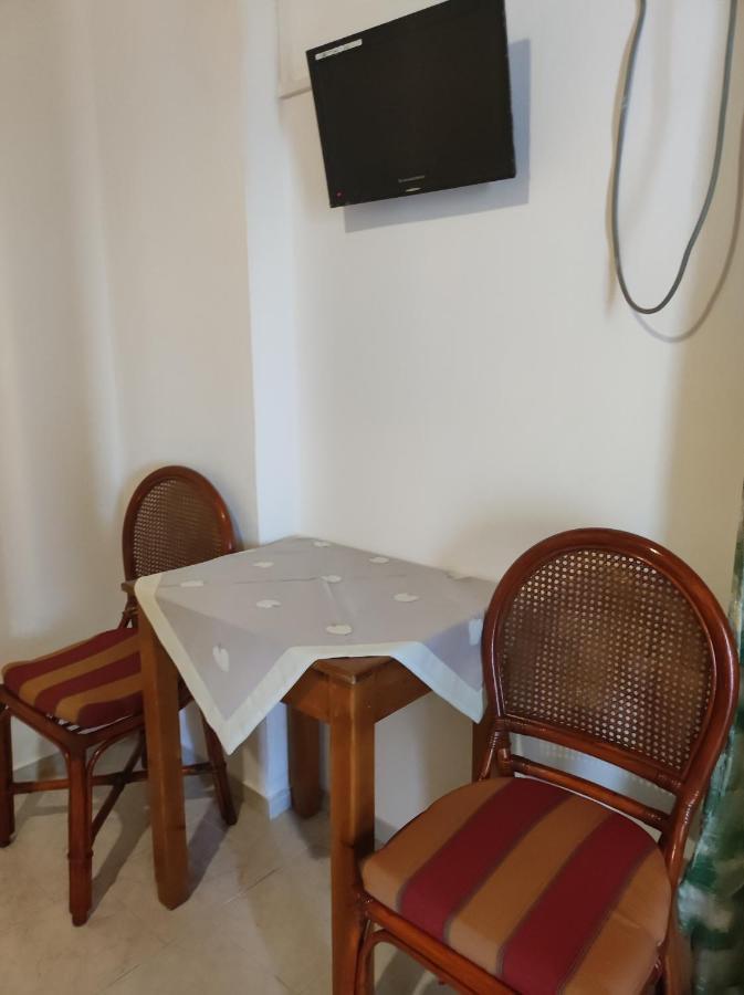 Artemis Rooms Frangokastello Zewnętrze zdjęcie